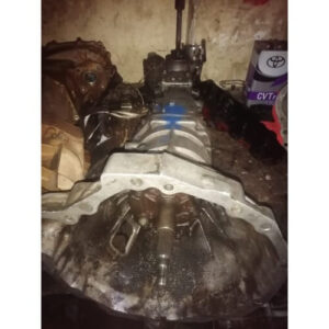 Nissan hard body QD32 td27 Engine manual Gearbox