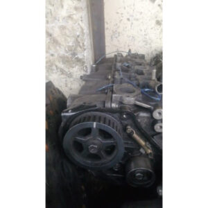 Mazda WL Cylinder head