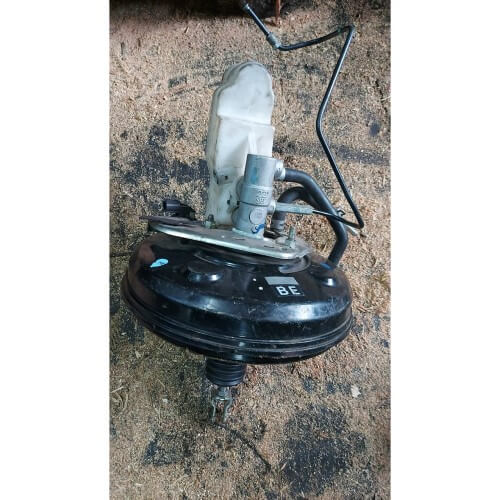 Toyota Hilux Revolution Brake booster